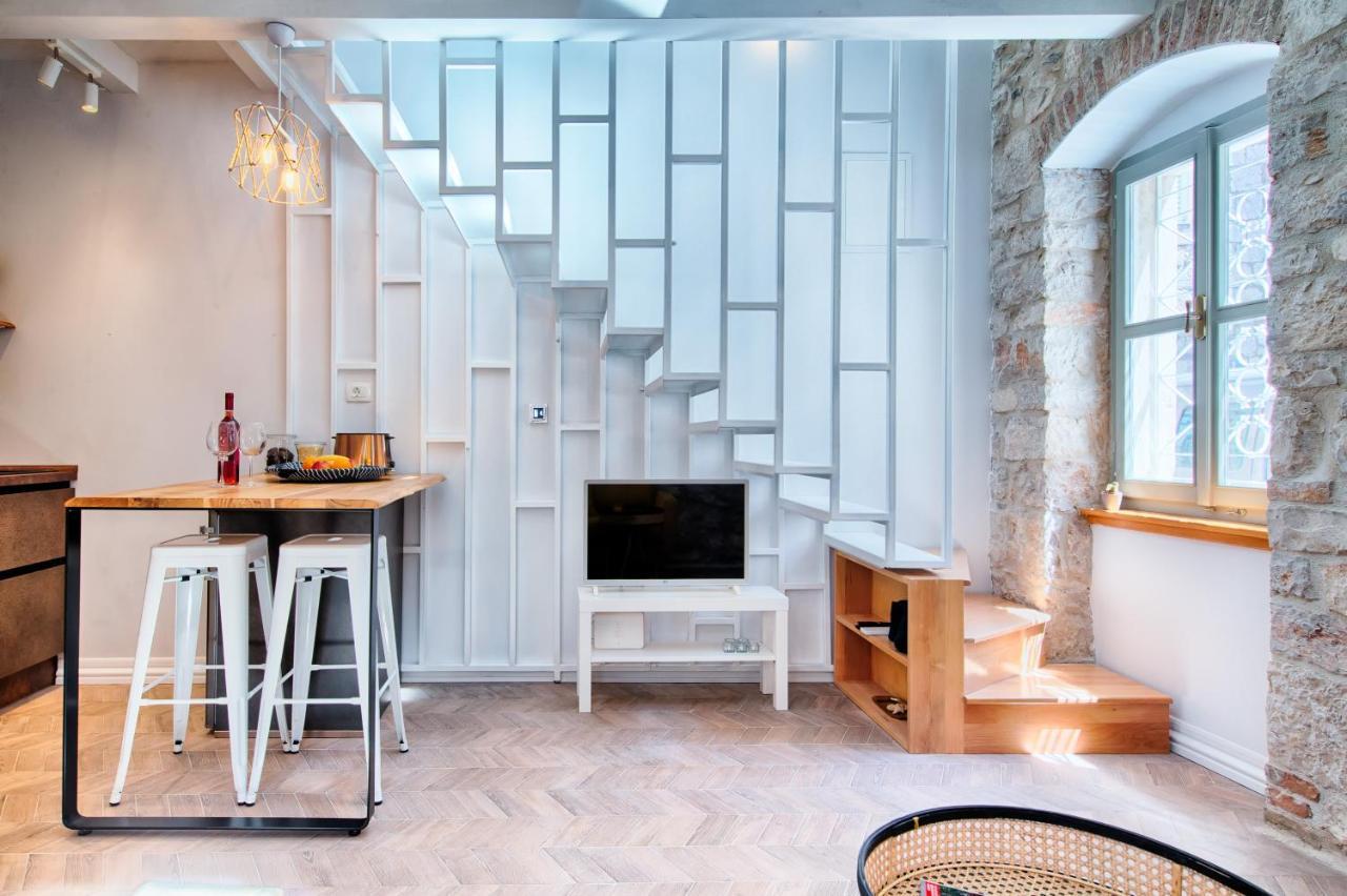 Studio Apartment Vicencina Vis Zewnętrze zdjęcie