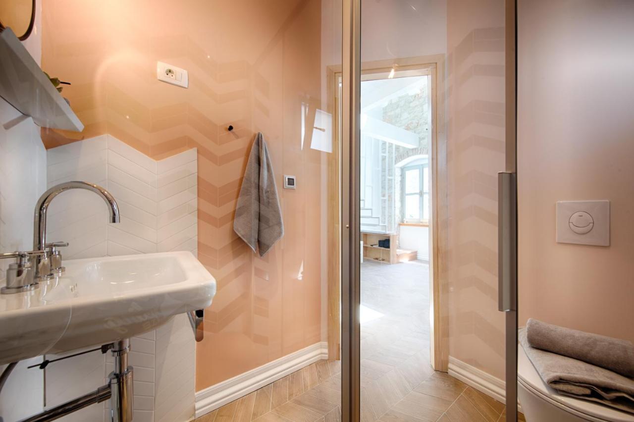 Studio Apartment Vicencina Vis Zewnętrze zdjęcie